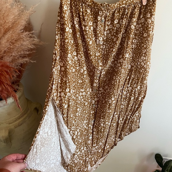 Saltwater Luxe mustard floral MIDI Skirt - Picture 2 of 6